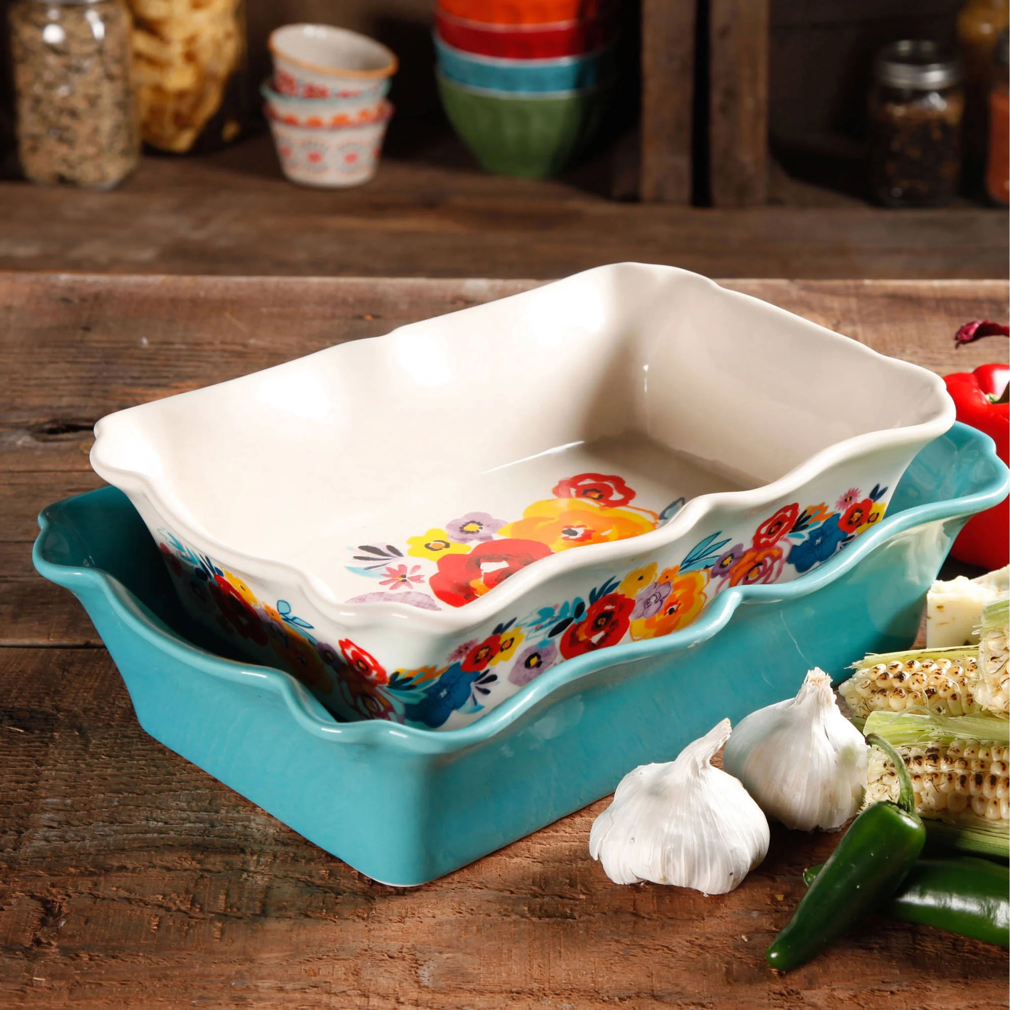 The Pioneer Woman 2-Piece Rectangular Ruffle Top Ceramic Bakeware Set The Pioneer Woman 2-Piece Rectangular Ruffle Top Ceramic Bakeware Set